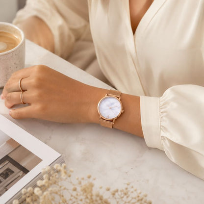 Minimalist Marble Dial Mesh Watch